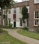 Zijvleugel met stucafwerking.
<br/>
Corrie Groen- Pickhard, 2017-07-27